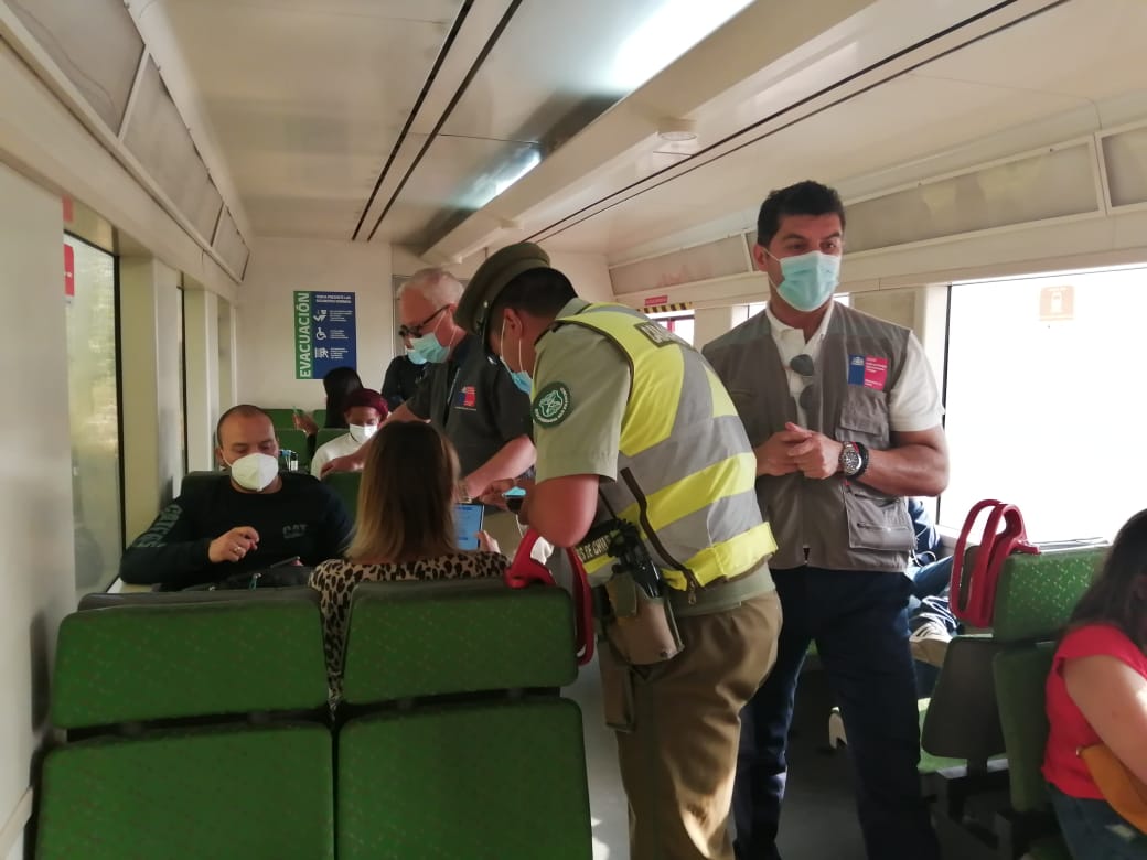 Covid-19: Fiscalizan a personas que viajan desde Santiago a Rancagua