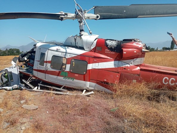 Personal de la Brigada de Aviación Ejército rescata a piloto de un accidente de Helicóptero en la comuna de Olivar