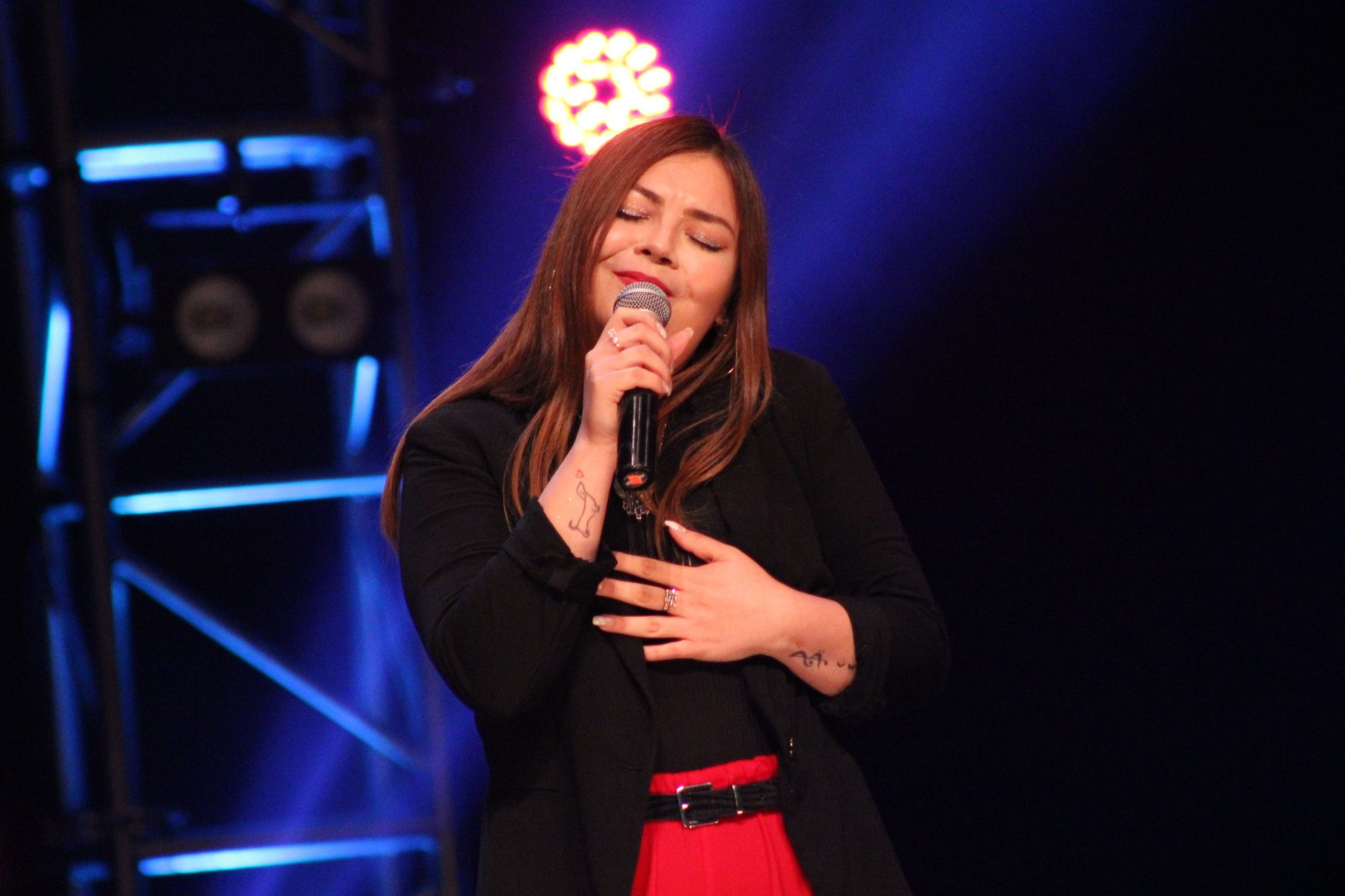 Katia Guerrero gana el Festival de la Canción Popular del Teatro Regional Lucho Gatica