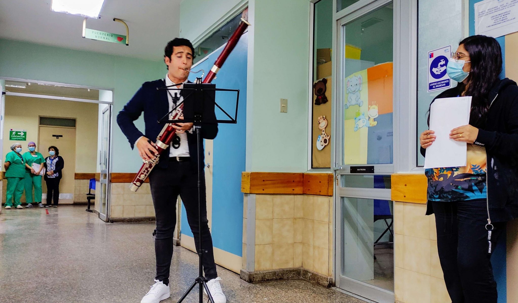 Con música clásica se realiza homenaje a los funcionarios del Hospital de Rengo