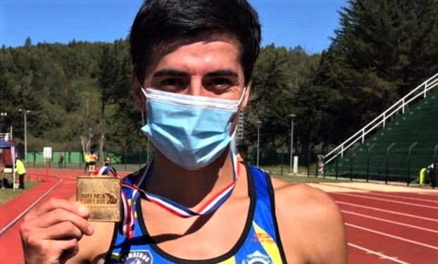 Deportistas Regionales suben a lo más alto del podio en Chile