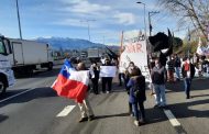 Trabajadores de Casino Monticello vuelven a cortar la Ruta 5 Sur para ser visibilizados en sus demandas