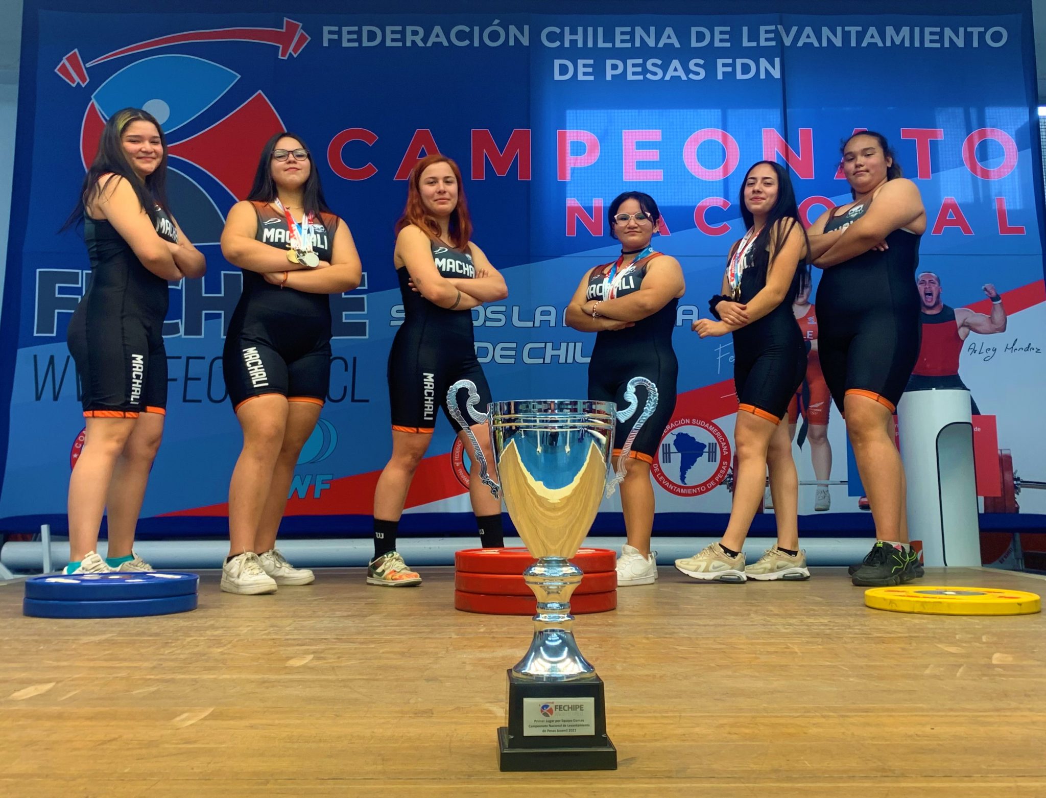 Machalinas son Campeonas Nacionales Juveniles de Halterofilia 2021