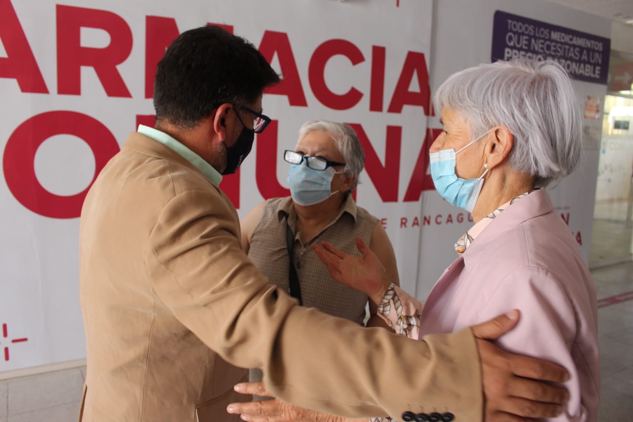 Alcalde Juan Ramón Godoy anuncia llegada de medicamentos más baratos a la Farmacia Comunal