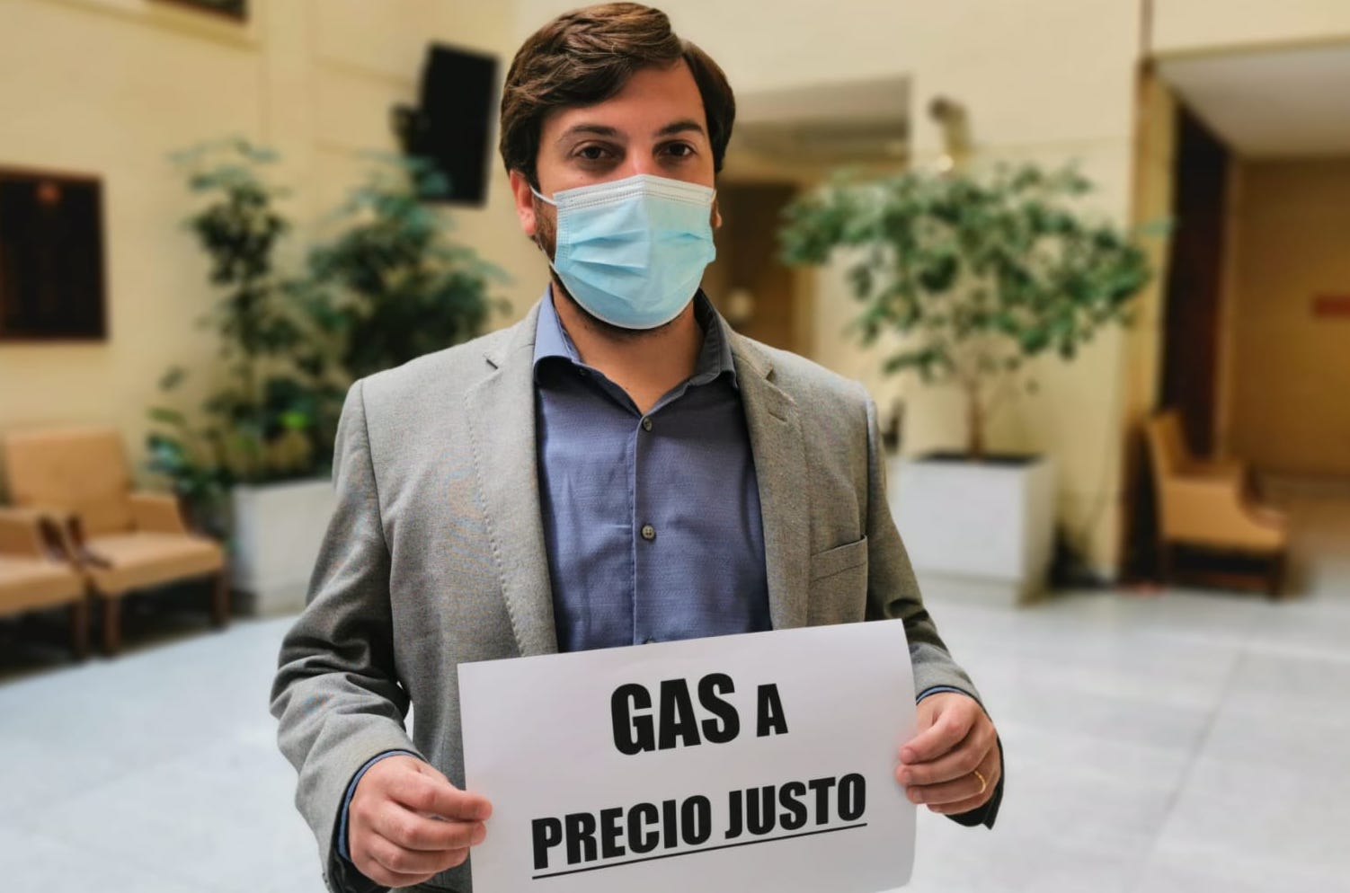 Diputado Soto presentó proyecto que autoriza a las municipalidades a comercializar gas licuado a “precio Justo”