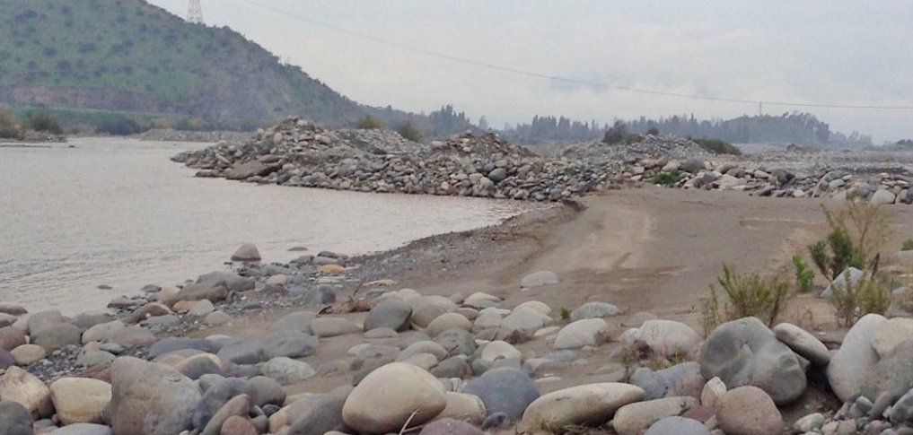 Corte de Rancagua ordena paralizar faena de extracción de áridos en San Fernando