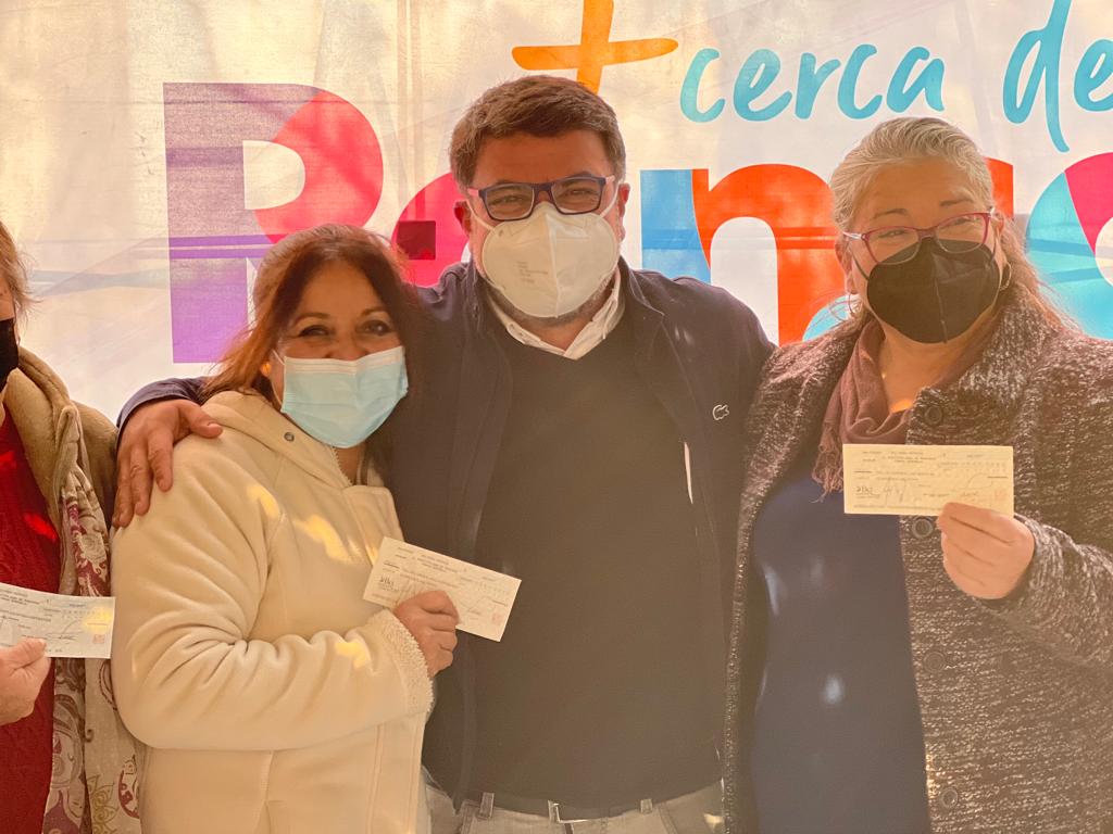 Alcalde realizó masiva entrega de subvenciones a organizaciones de Rancagua