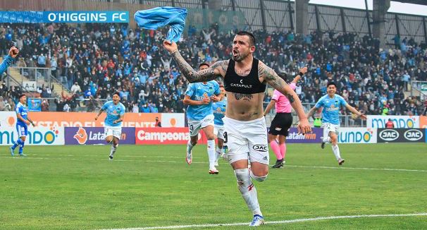 Emocionante triunfo celeste ante U. de Chile