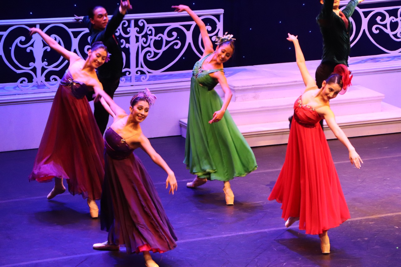 Teatro Regional Lucho Gatica celebró su 9° Aniversario con Ballet “La Cenicienta” de Sara Nieto