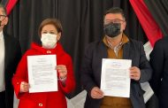 Alcalde firma convenio con Fundación Telefónica Movistar que beneficiará a estudiantes y profesores de Rancagua