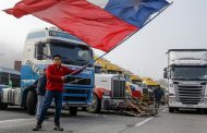 Diputado Leonardo Soto pide a EFE ampliar transporte de carga para contrarrestar paro de camioneros