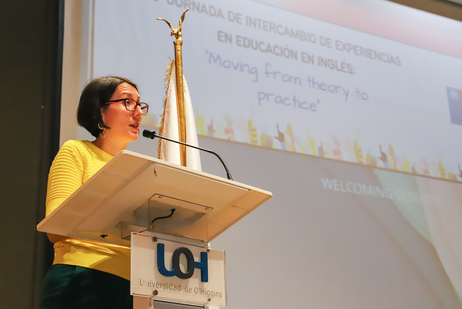 Desde Master Chef a la promoción de la lectura: Jornada  abordó experiencias docentes en clases de inglés en la región