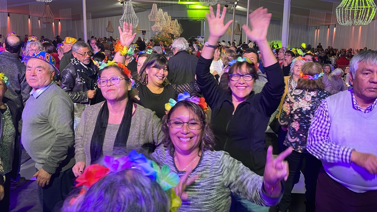 ‘Adiós Agosto, Bienvenido Septiembre’: Miles de personas mayores celebraron y disfrutaron en entretenida actividad organizada por la Municipalidad de Rancagua