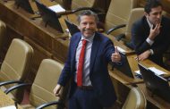 Horas claves vive proyecto presentado por Diputado Cornejo que busca retomar entonación de himno nacional en colegios
