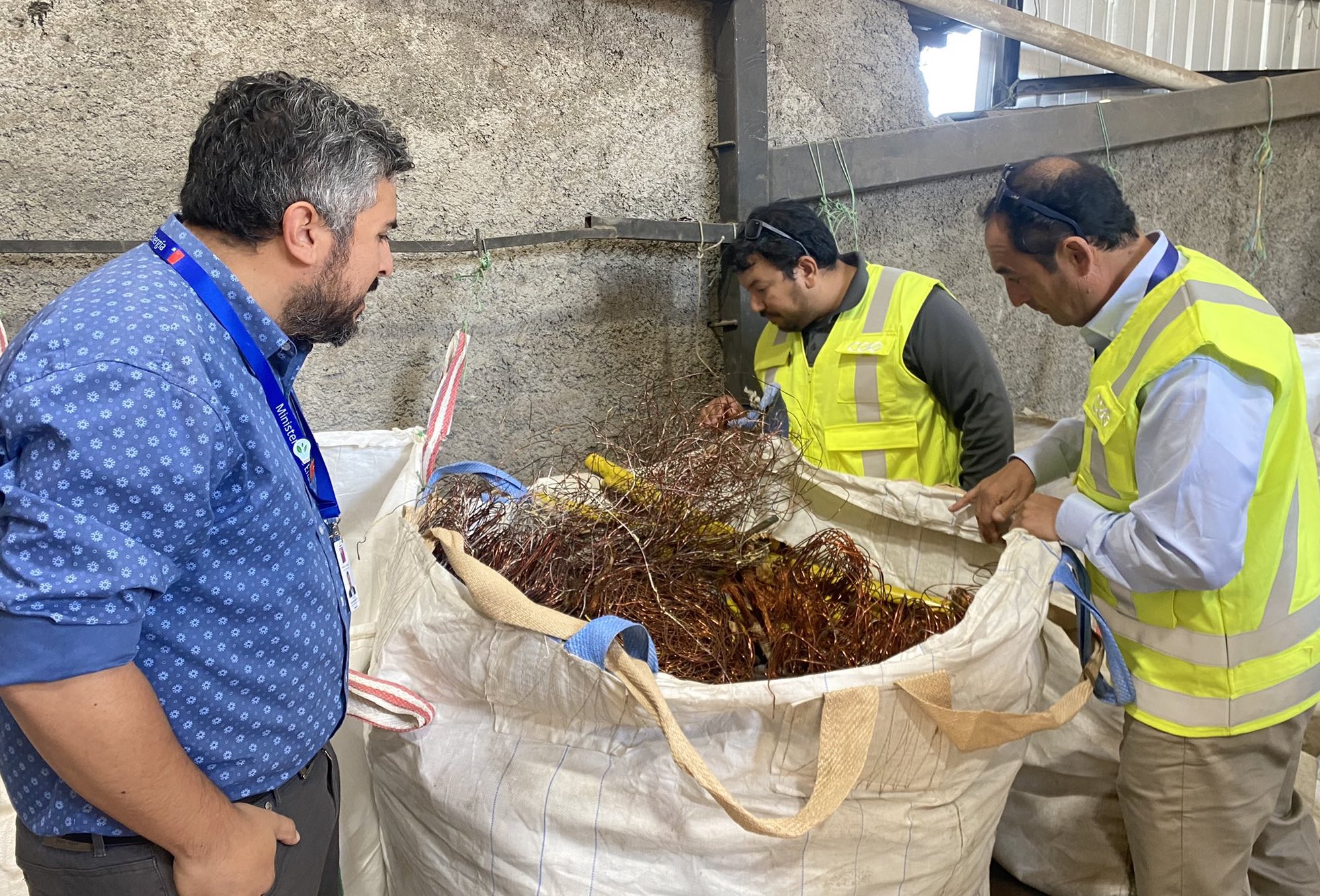 CGE reporta más de 10 toneladas de cobre sustraído y 65 mil familias sin energía por robo de cables en 2023