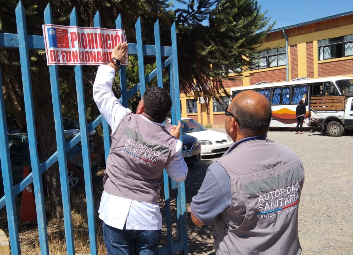 Cierran Escuela en San Vicente de Tagua Tagua fiscalizadores detectaron fecas de roedores