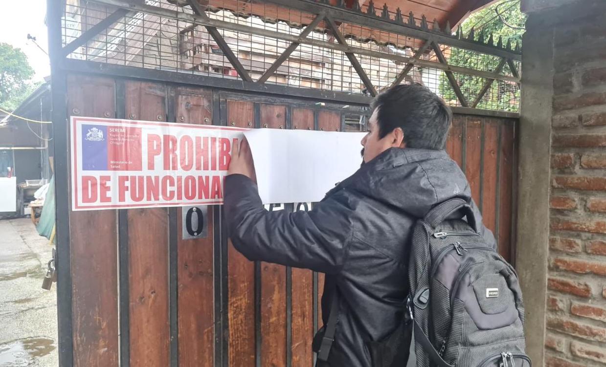 Seremi de Salud prohíbe funcionamiento a Hostal clandestina en Rancagua