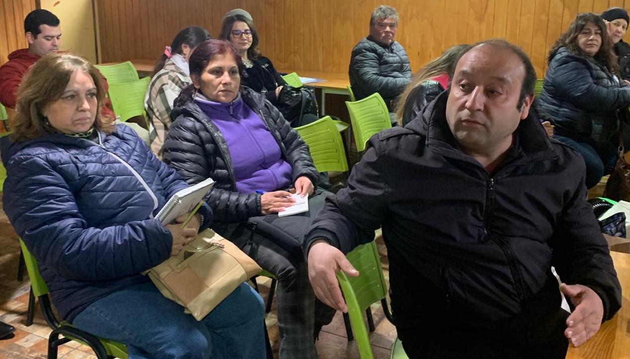 Seremi de Salud realiza taller para emprendedores que los ayude a formalizar sus negocios