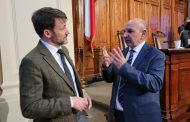 Senador Castro y ministro Diego Pardow anuncian dispositivo para revisar tarifas y compensaciones en boletas de electricidad