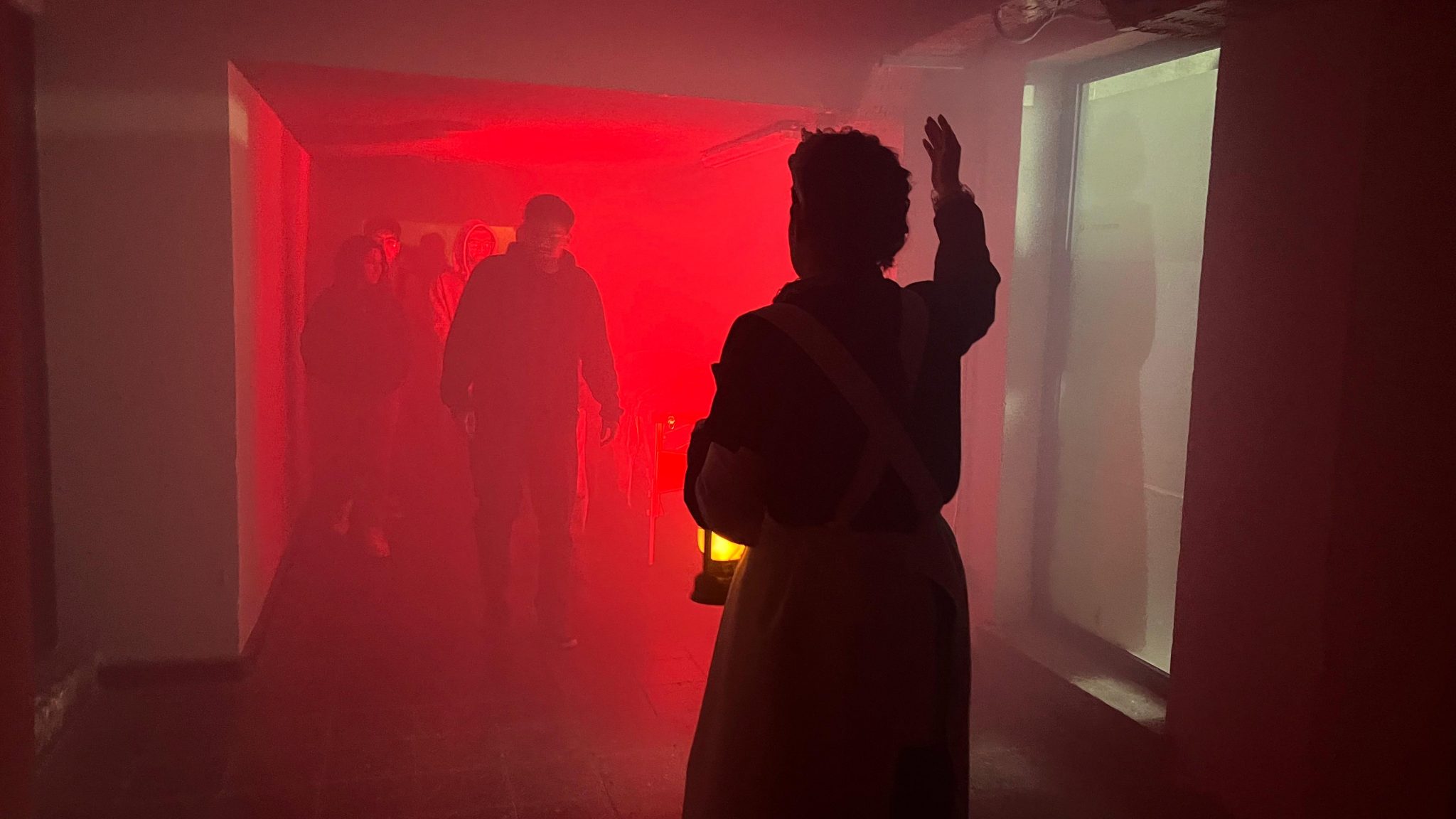 Halloween: Un centenar de personas participaron del tour nocturno de la UOH