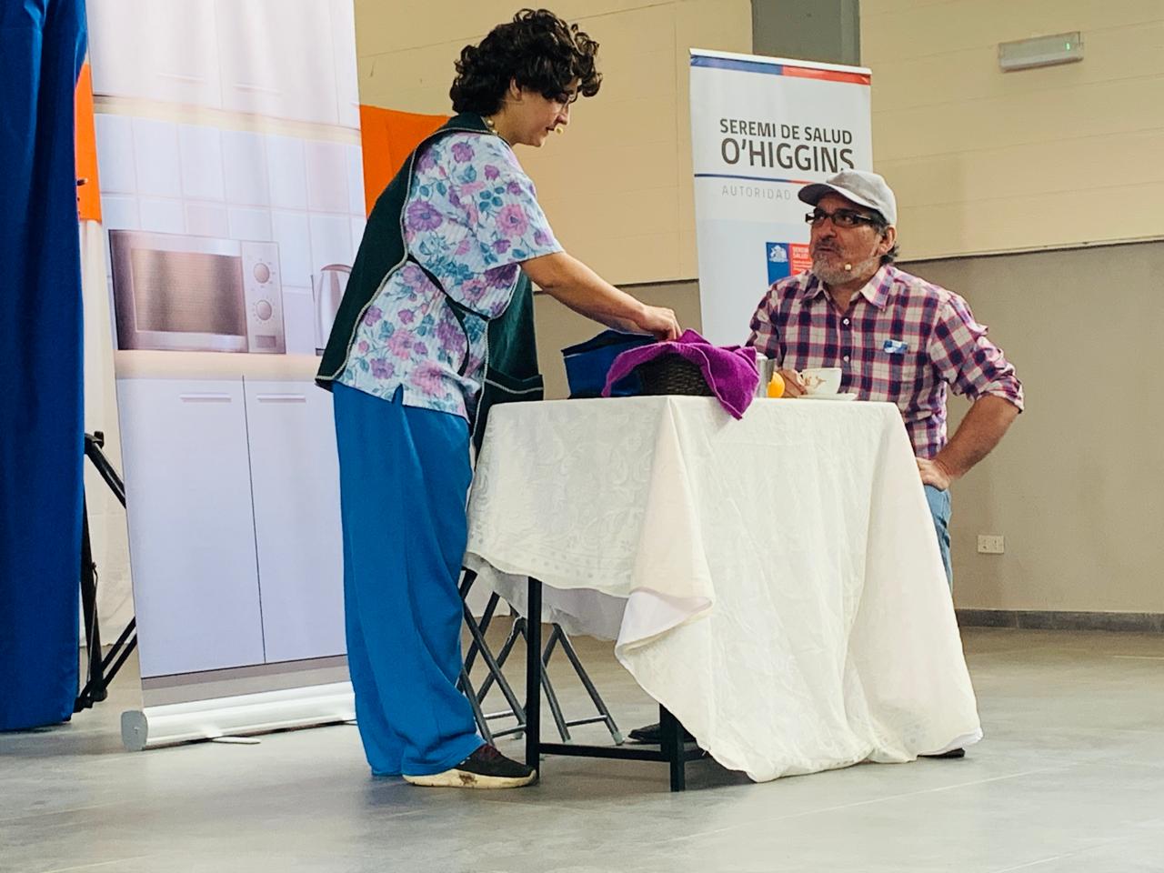 Seremi de Salud conmemora el Día Mundial de la Diabetes con obra de teatro educativa en Palmilla