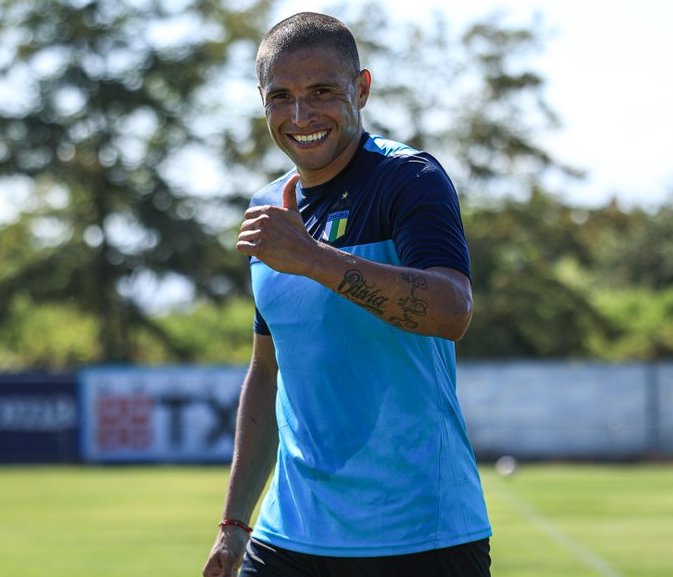 Leandro Benegas llega a reforzar la delantera celeste