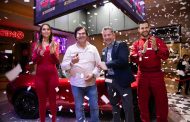 Ganador de sorteo de espectacular Mazda MX-5 en Casino Monticello: 