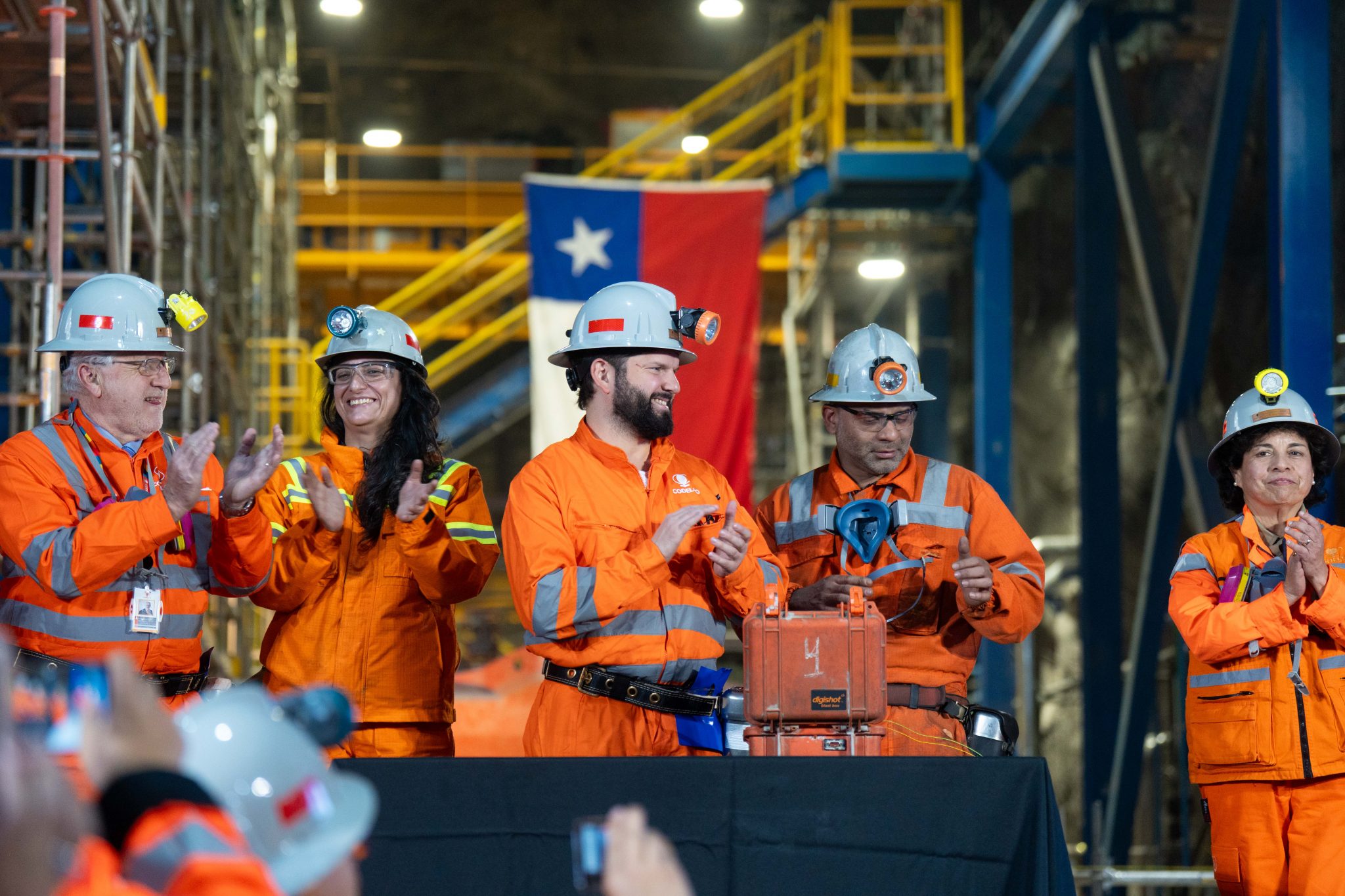 Presidente Gabriel Boric, desde El Teniente: “Hay espacio para crecer y para eso tenemos que cuidar nuestra empresa, invertir y pensar en el futuro”