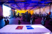 Gimnasios modulares listos: Smart Fit sella su acuerdo con Colo Colo, la ‘U’ y Católica