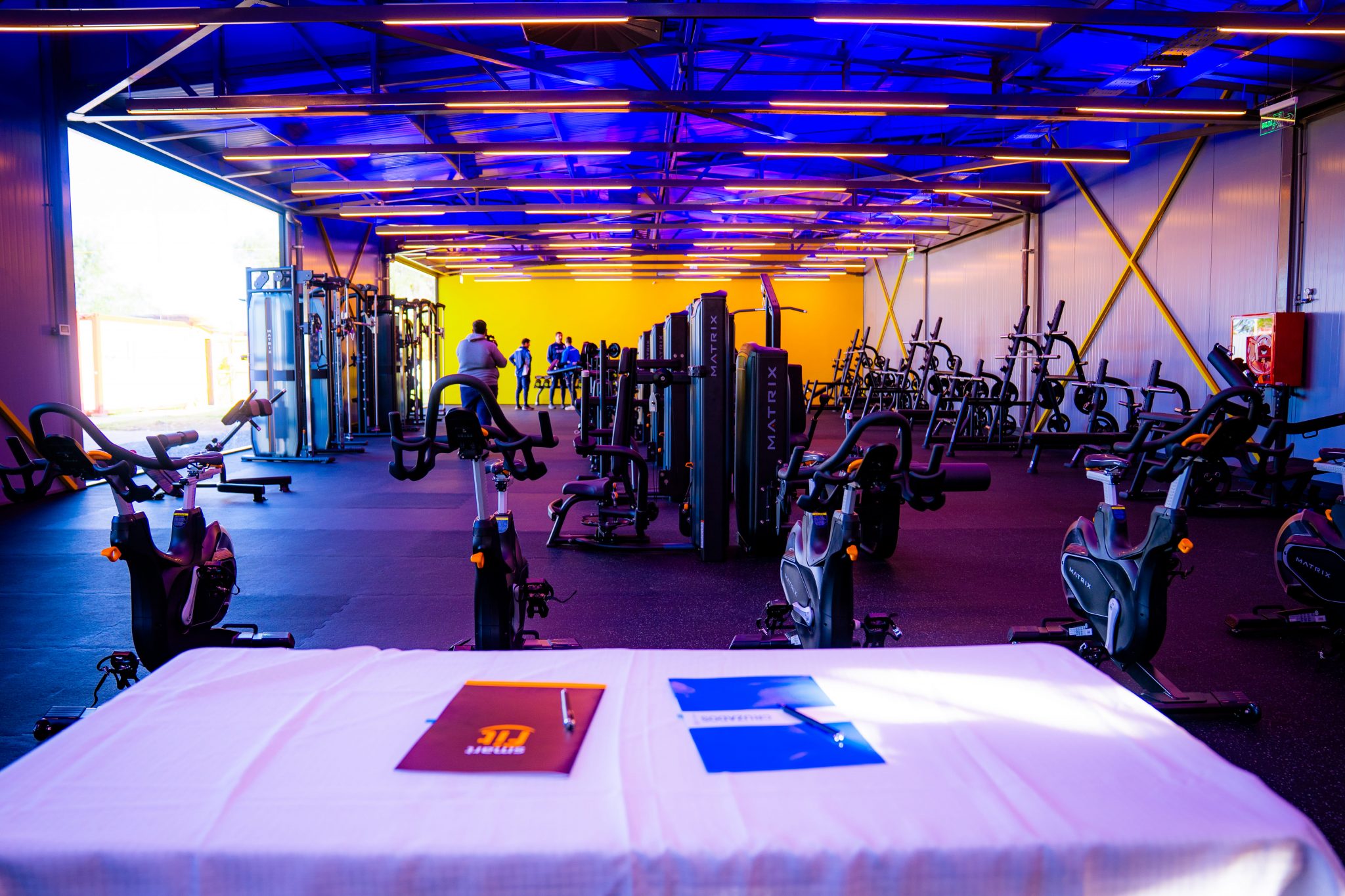 Gimnasios modulares listos: Smart Fit sella su acuerdo con Colo Colo, la ‘U’ y Católica