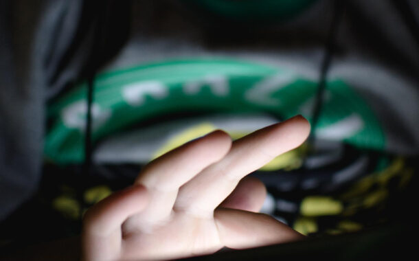 Adolescentes y apuestas digitales: las trampas emocionales que esconden los juegos de azar en línea