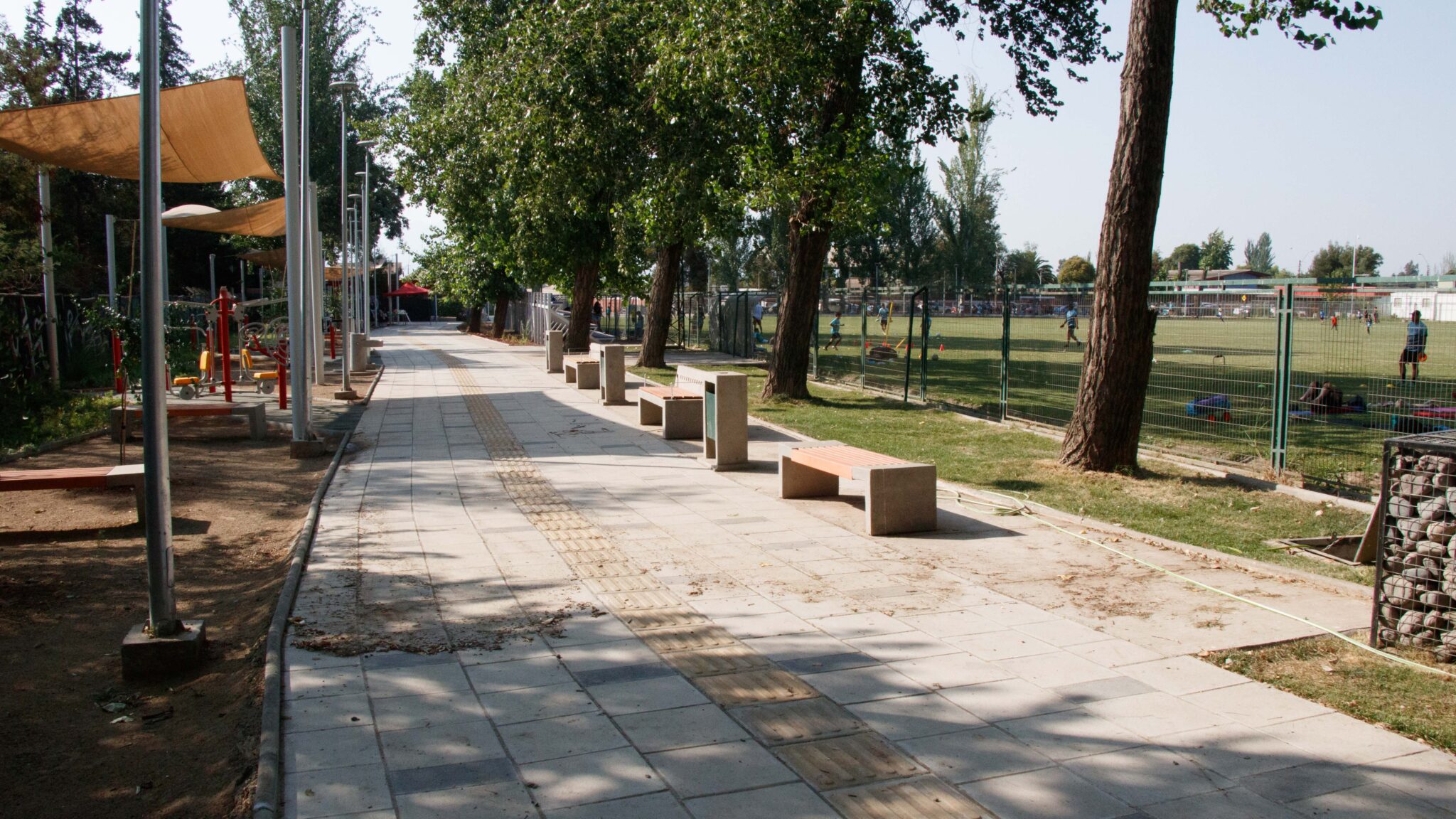 Minvu inaugura franja deportiva que recupera espacios públicos del barrio Santa Teresa en Machalí