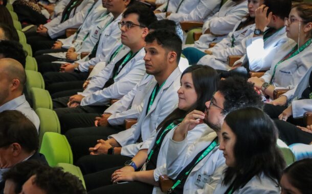 Nueva generación de 29 médicos inician su especialización en el Hospital Franco Ravera Zunino