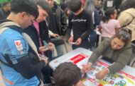 Miles de familias llenaron el corazón de Rancagua en exitosa Cambiatón de Láminas del Mundial 2026