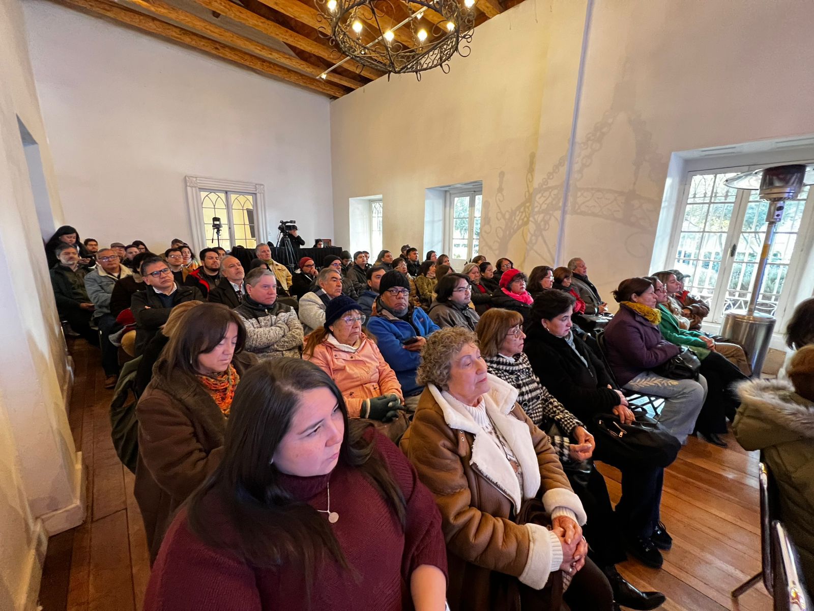 Con exitosa convocatoria, la Universidad Internacional Municipalidad de Rancagua realizó su tercer ciclo de charlas
