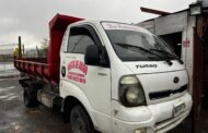 Empresa de áridos es sorprendida botando escombros en un espacio público de Rancagua