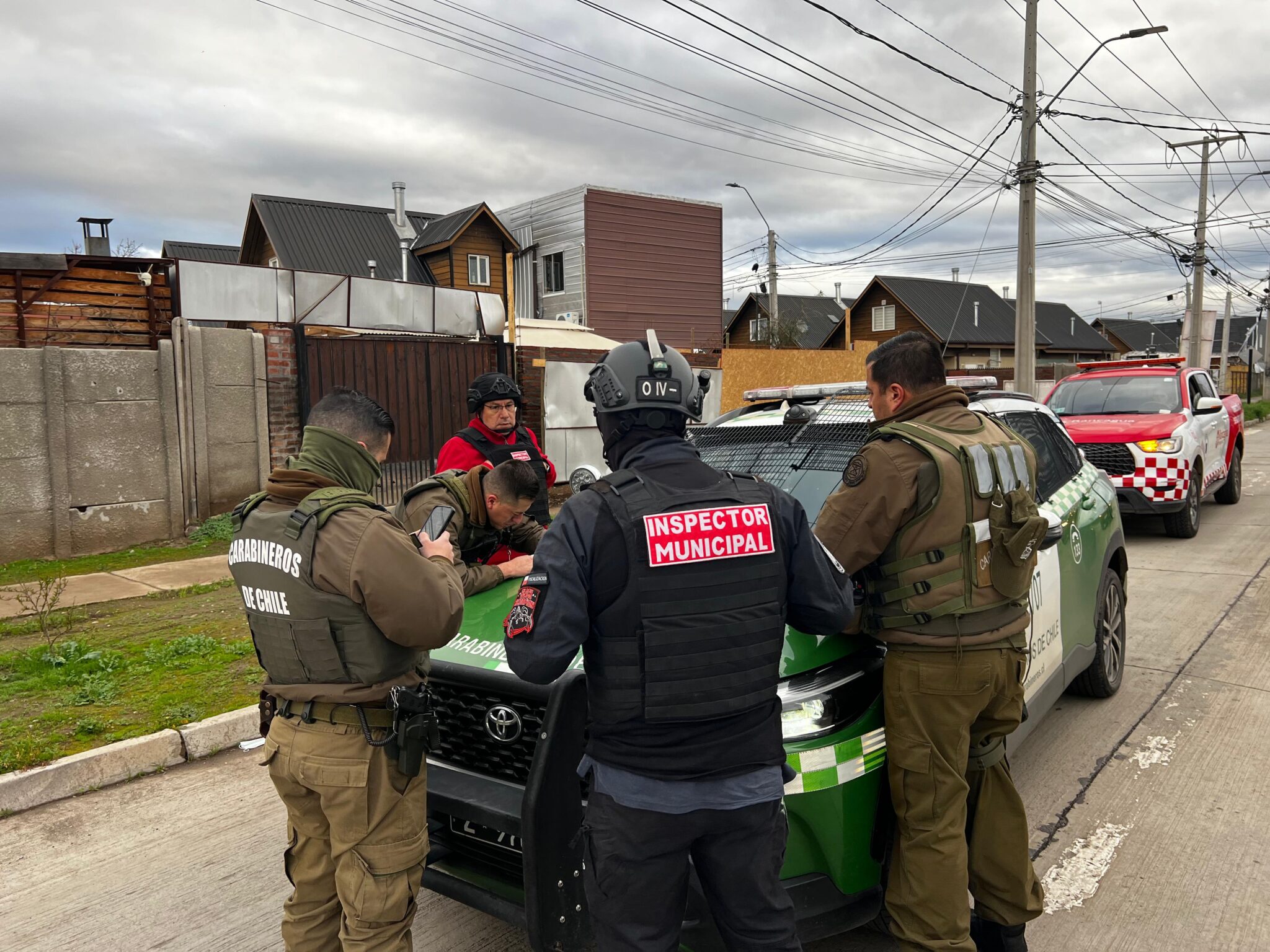 Tres detenidos y más de 100 controles preventivos dejó una nueva ronda mixta en el nororiente de Rancagua