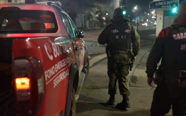 Operativo liderado por municipio detecta local clandestino de alcoholes y termina con dos detenidos por porte de armas