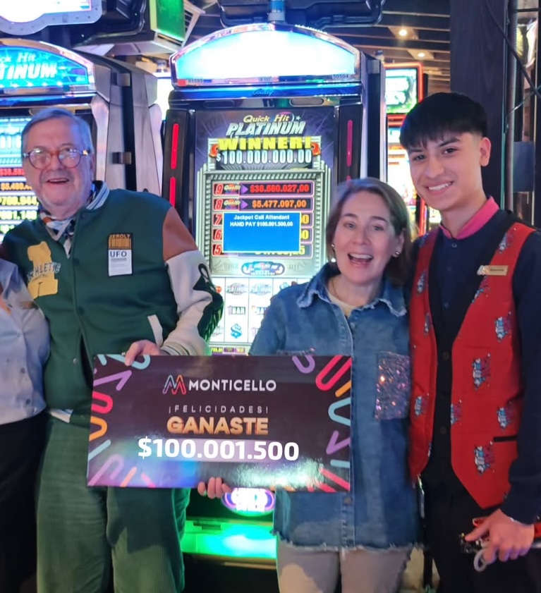 Casino Monticello entrega premio de $100 millones a ganadora que agradeció la calidez del personal