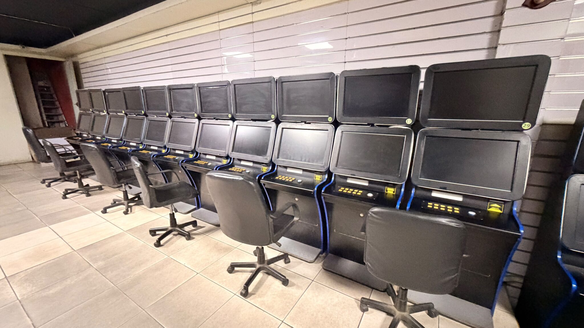 Municipio y Carabineros detectan funcionamiento de casino de apuestas que mantenía clausura desde 2023